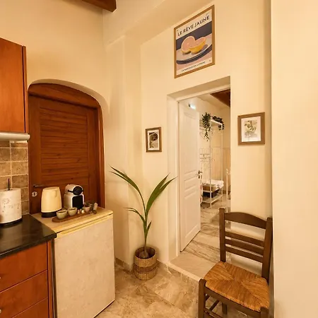 Coastal Retreat In With Private Entrance Casa vacanze Erétria