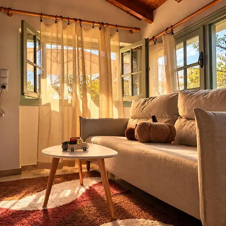 Coastal Retreat In With Private Entrance בית נופש *